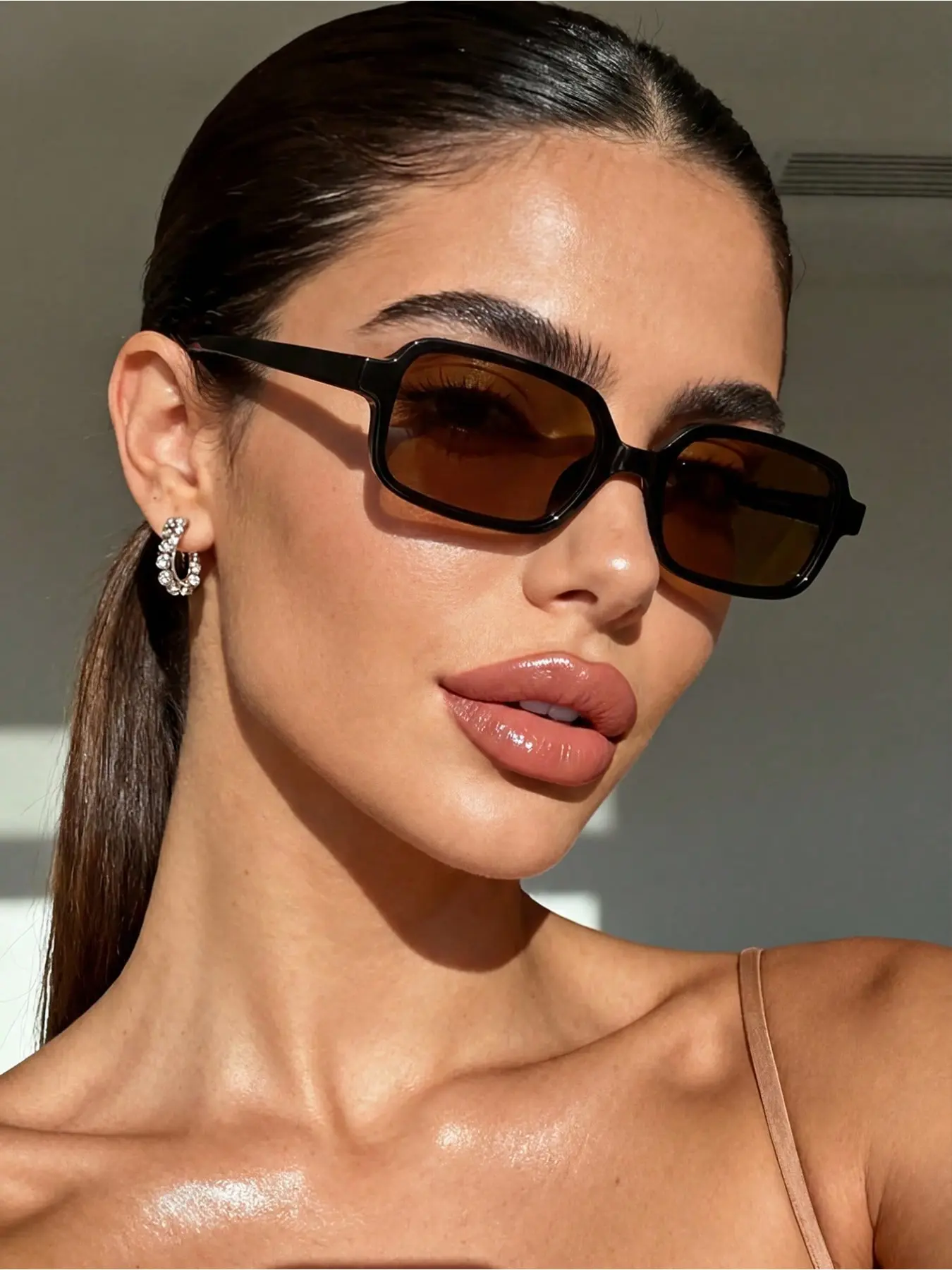 1 Pair Unisex Rectangular Sunglasses, Suitable For Outfits, Travel, Sports Style, Driving, Festivals, Beach, Music Festivals, Vacations, Family Outings， Vacation Atmosphere, Sports, Parties, Outdoor Activities, Street Style, Summer Sunglasses