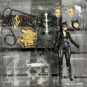 Ko Catwoman Action Figure Selina Kyle Revoltech Amazing Yamaguchi Anime Collection Model Toys Gitf