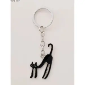 Black Cat Keychain for Women and Men, Alloy Animal Pendant Accessory for Handbags, Backpacks and Keys, Cute Decorative Charm for Everyday Carry
