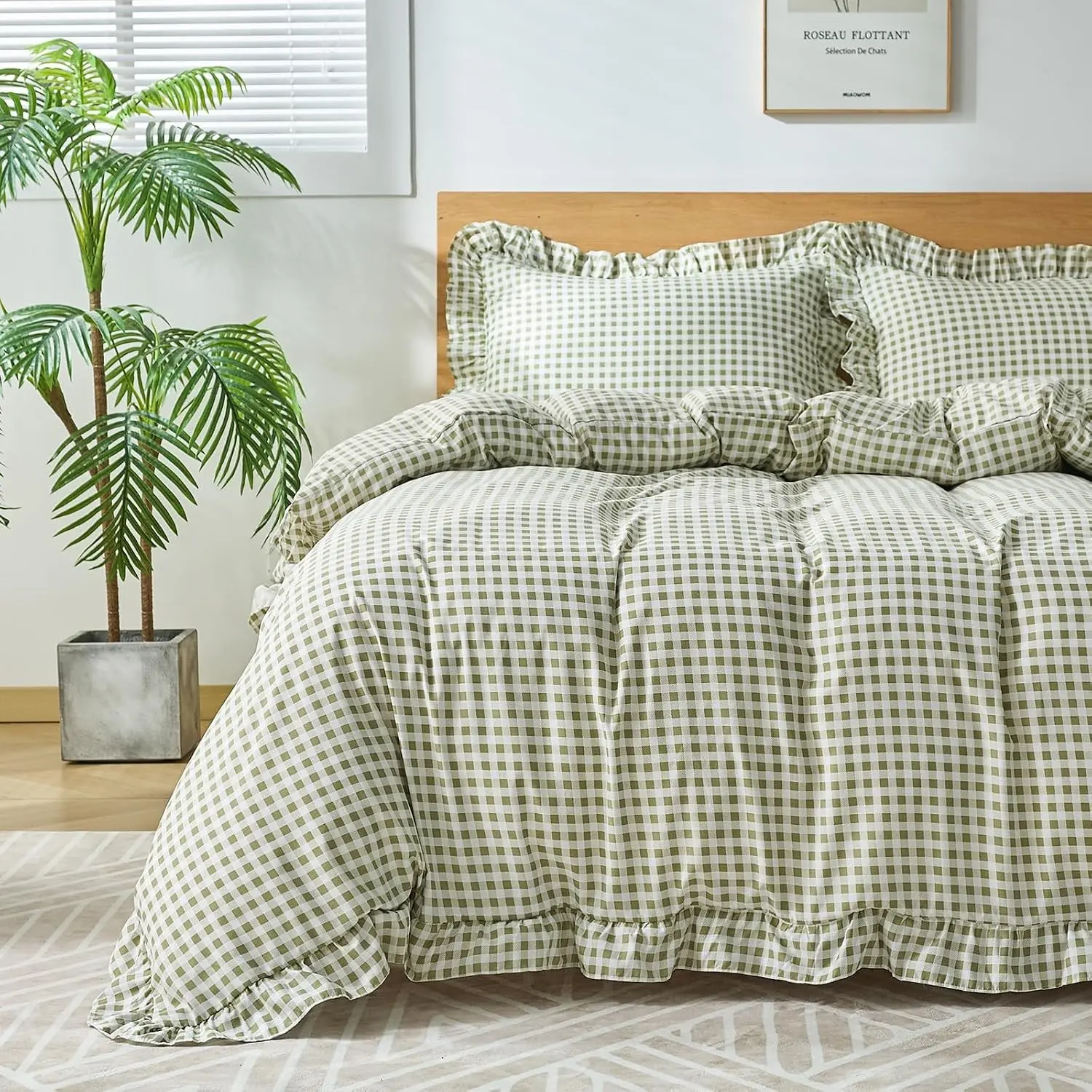 Gingham Duvet Cover Queen Size, 3 Pieces Soft Breathable Microfiber Plaid Duvet Cover with Zipper Closure & 2 Pillow Shams, Ruffle Farmhouse Vintage Decor, Sage Green