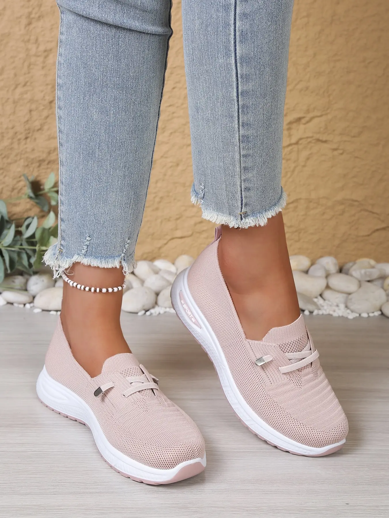 Women's Casual Slip-On, Breathable Mesh Upper, Thick Sole Shock Absorption, Lightweight Comfortable Walking Shoes, Summer Casual Shoes, All Seasons