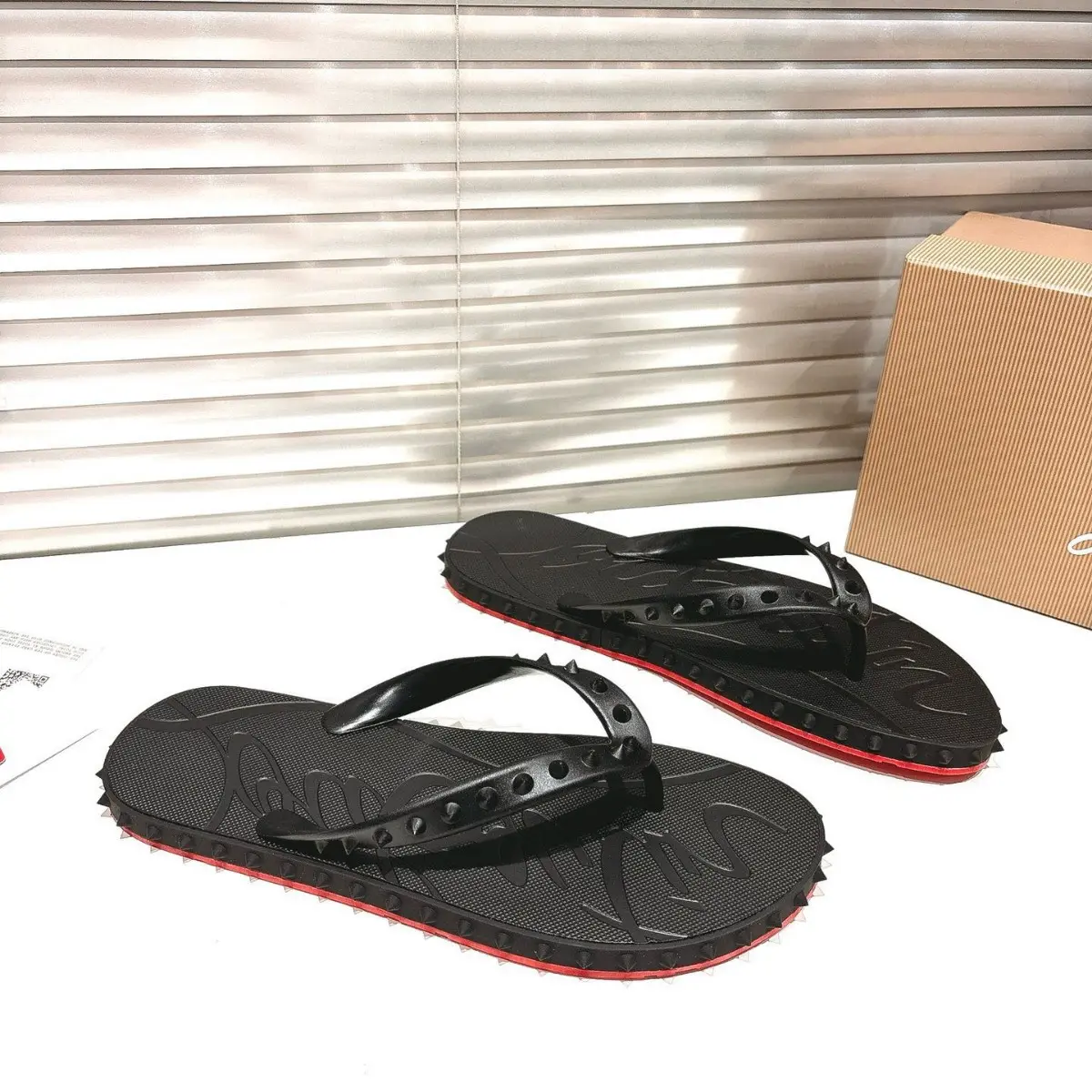 Unisex Red Bottom Rivet Flip Flop Shoes - Casual Lightweight British Fashion Summer Beach Flat Sports Sandals, White, Shoe