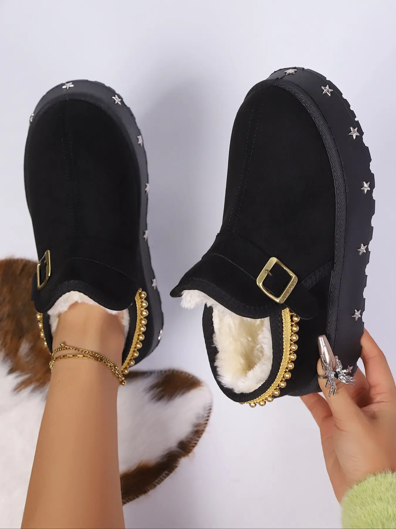 Women's Star Studded Platform Ankle Snow Boots, Buckle Decor Fuzzy Lined Warm Winter Booties, Non‑Slip Thick Sole Casual Shoes #WomenBoots #PlatformSnowBoots #WinterShoes #FleeceBooties