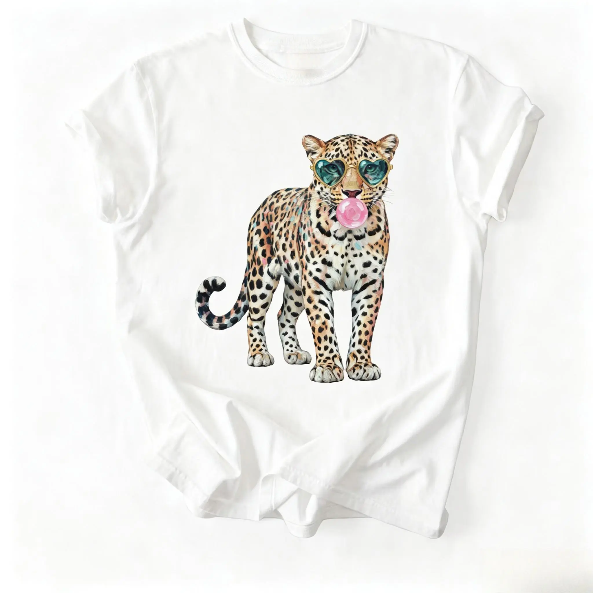 Leopard comfy Shirt Leopard Bubblegum Sunglasses T-Shirt Cute Animal Print Tee