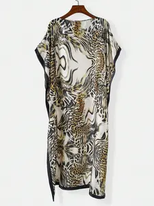 Tiger Print Faux Silk Sunscreen Shawl, Lightweight Pullover Robe for Women, Spring Summer Beach Holiday, Travel Portable Cover-Up