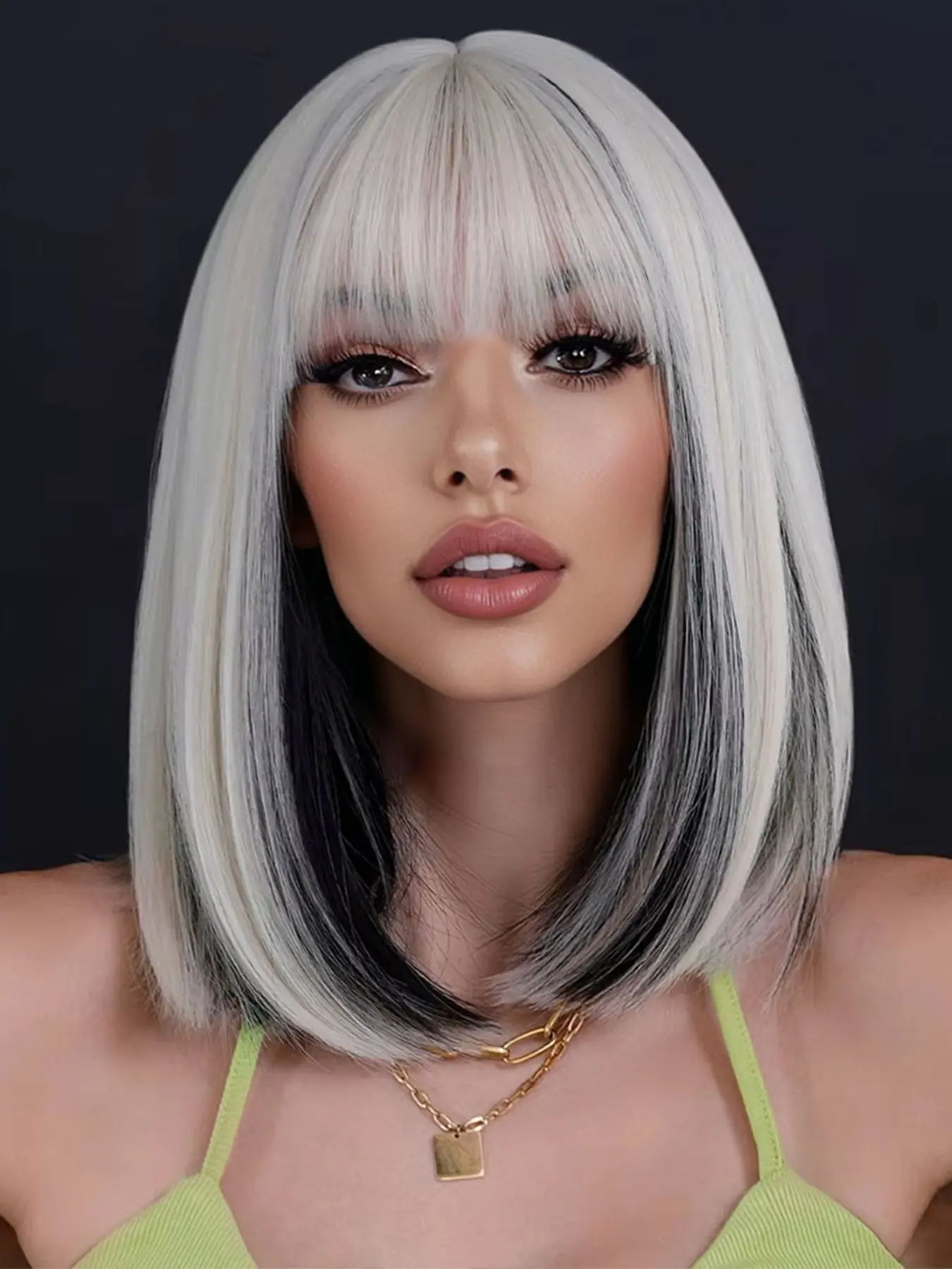 Costume Wigs Short Bob Wigs With Bangs For Women, Black Highlight White Soft Hair Wig Synthetic Fiber Wig, Y2K Aesthetic Short Straight Synthetic Hair Wig, for Daily Party Use Carnival Music Festival Halloween