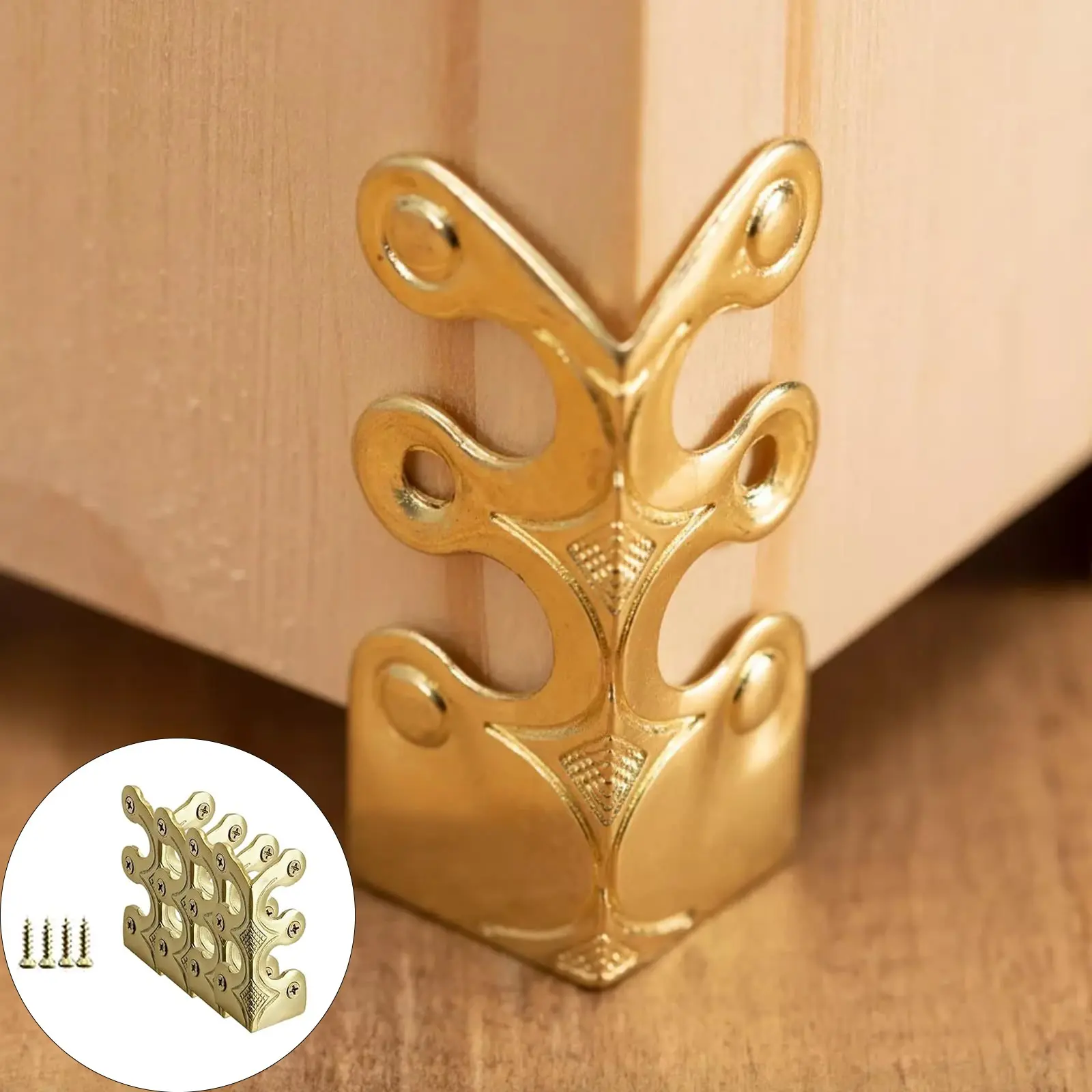 4pcs Solid Brass Vintage Baseboard Corner Protectors Decorative Skirting Board Corner Guards Antique Metal Furniture Table Edge Safety Bracket Home Guard Living Room Bedroom Kitchen Residential Commercial Use Matching Mounting Screws Available in Gold Fin