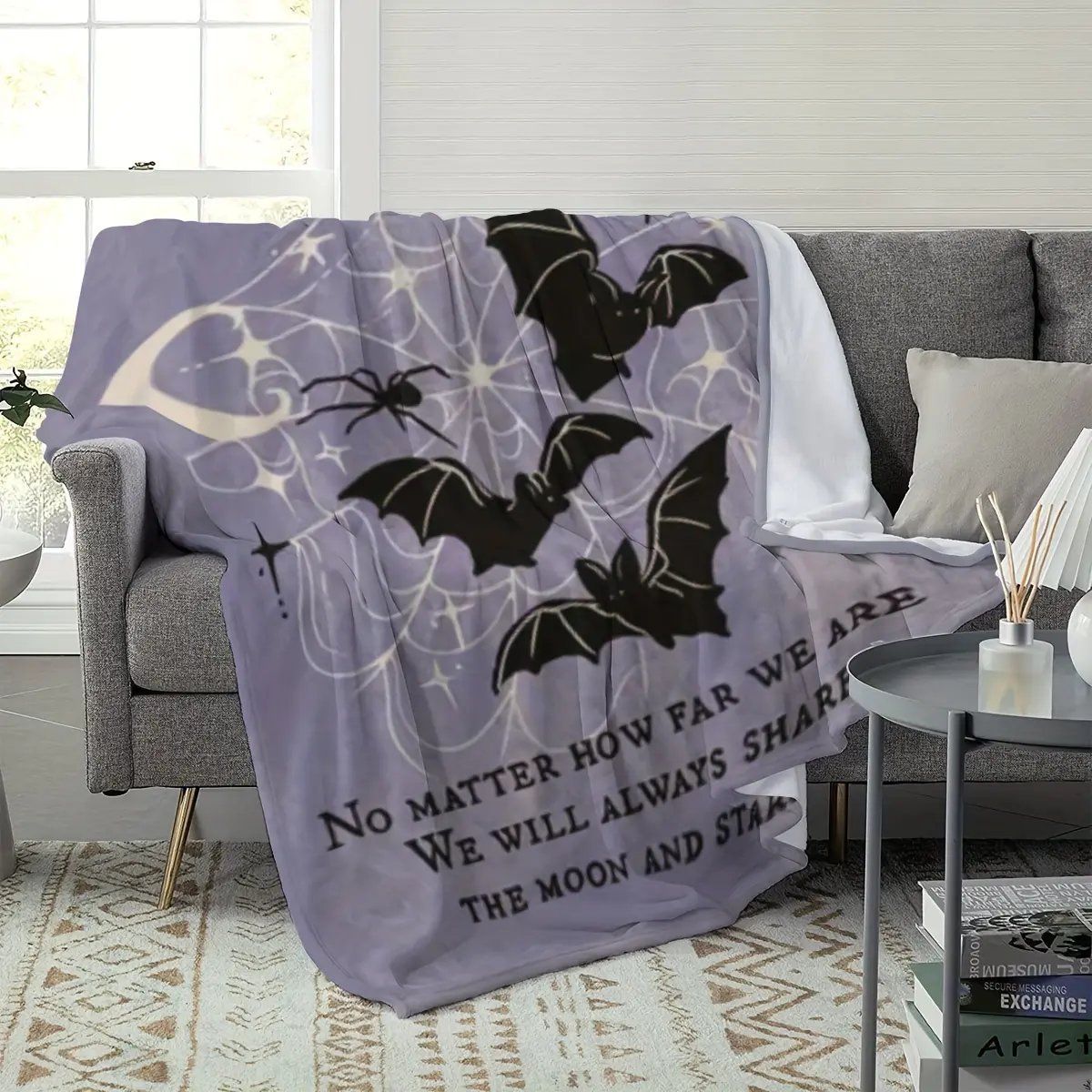 1pc Halloween Bat Pattern Printed Blanket, Machine Washable, Flannel Throw, Suitable for All Seasons, Versatile Warm Blanket for Home, Bedroom, Office, Shawl, And Lap Blanket for Air Conditioning-280GSM