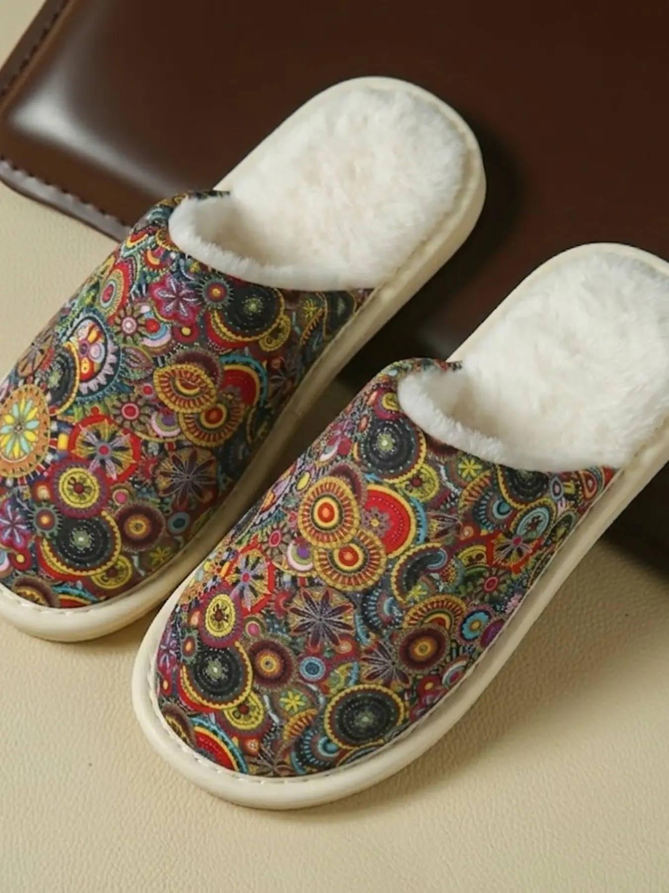 Boho Paisley Print Women's Slippers, Comfortable Indoor Home Slippers, Casual Daily Wear, Soft Fabric, Eva Sole, Fall & Winter