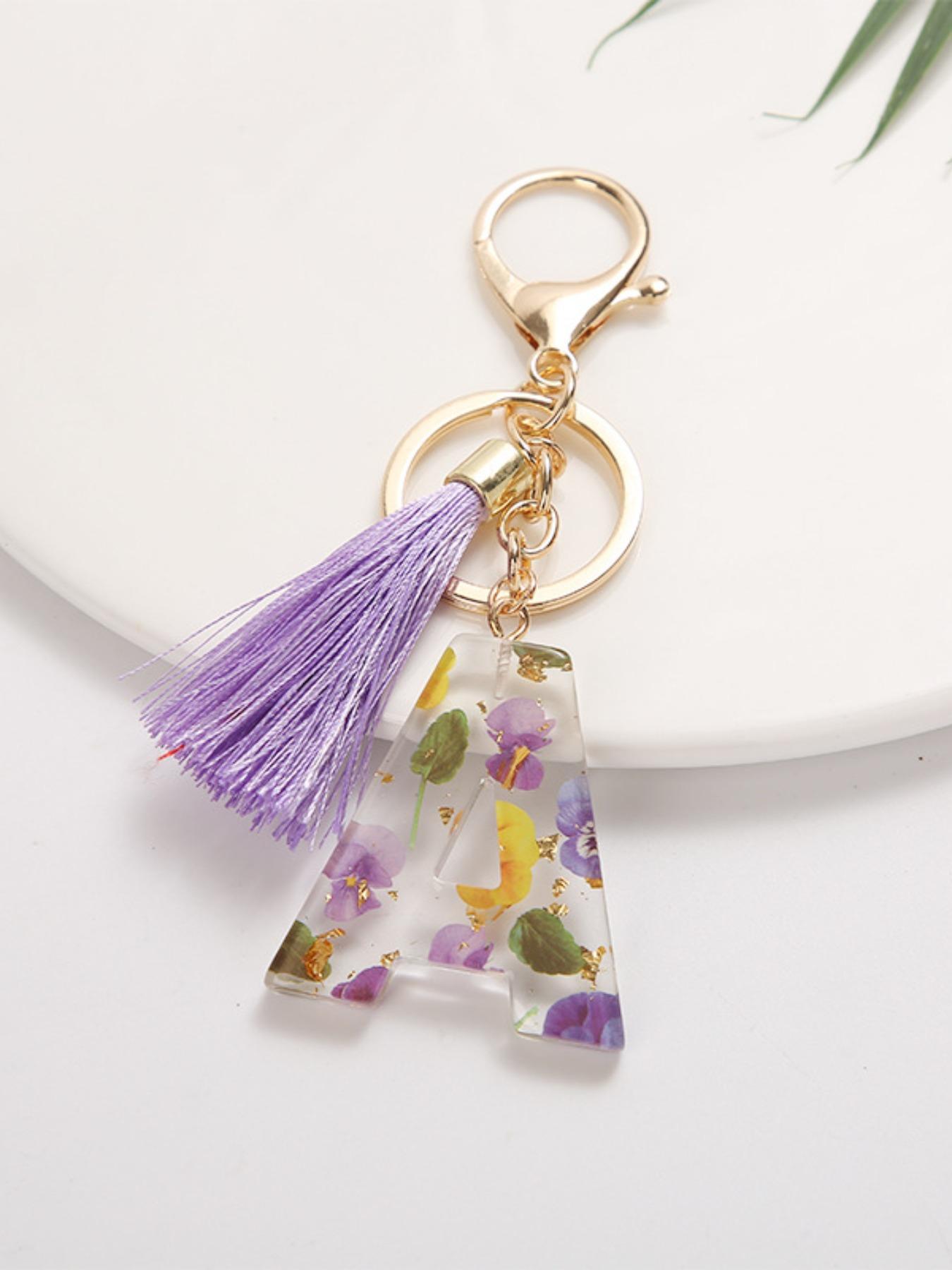 1pc Alphabet Initial Letter Key Chain Accessories, Cute Flowers Resin Charm with Key Ring, Bag Backpack Key Chain Pendant, People's Friends Gift First Choice, Stylish Keychain