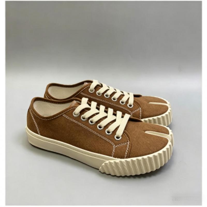 Summer Vibes!Trendy Split-Toe Canvas Sneakers for Men & Women| Perfect for Spring & Summer Holiday Travel| Comfortable & Stylish Casual Shoes| Limited Edition Spring & Summer Travel shoes Vacation style Comfortable sneakers Limited edition sneakers