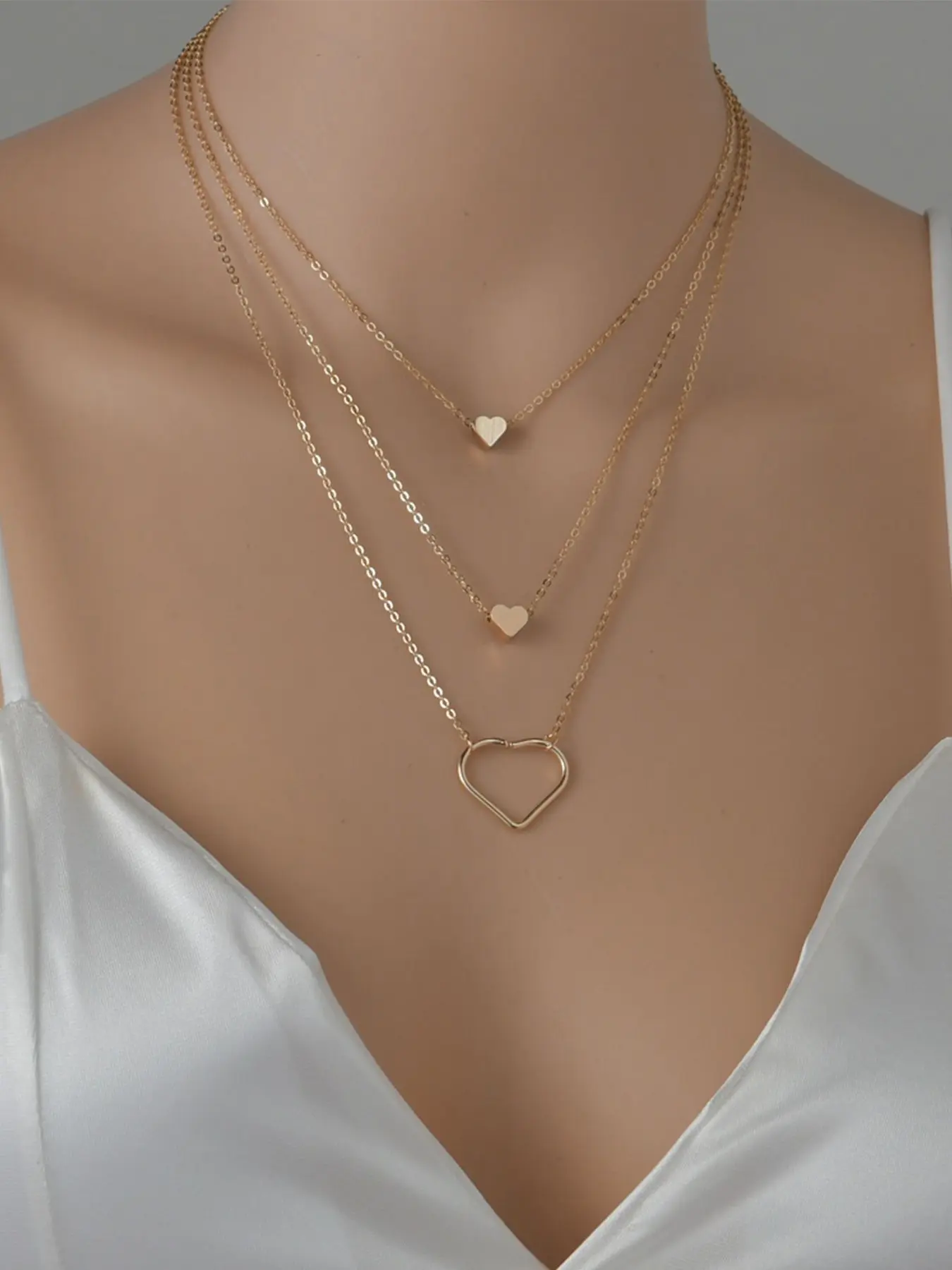 Three-Layer Heart Necklace for Women, Luxury Unique Design, Small and Large Heart Locket Chain, Versatile High-End Pendant