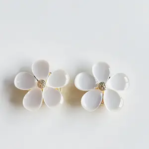 2Pcs Elegant Floral No-Sew Shirt Button Covers Quick On Design Formal Daily Party Accessory Holiday Gift