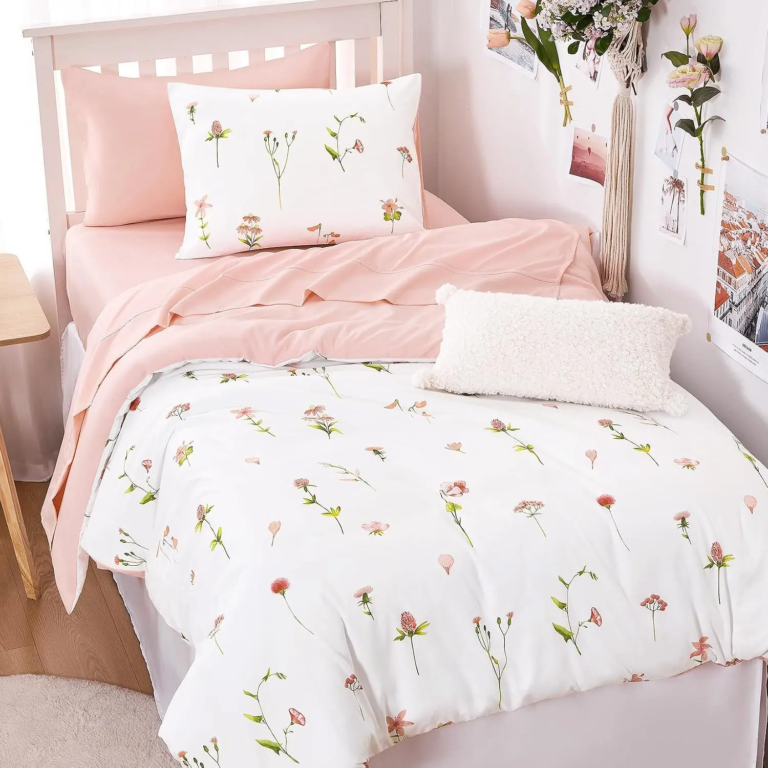 Floral Comforter Set, Cottagecore Cute Aesthetic Watercolor Tiny Flowers and Leaves, Soft Lightweight Bedding for Women Teen Girls, 3 Pieces, Pink, Twin/Twin XL Size