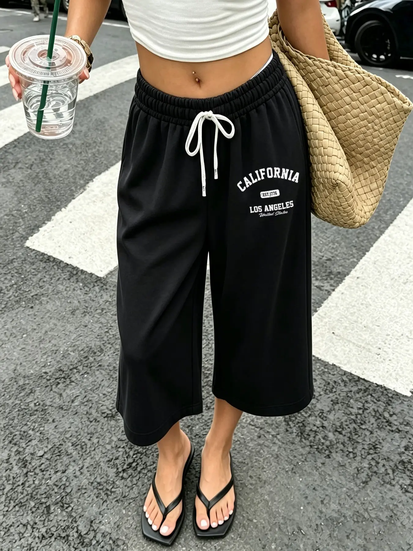 Women's Casual Loose Capri Cropped Pants, Drawstring Elastic Waist, City Letter Print, Fashionable Comfortable, Ideal for Daily Wear