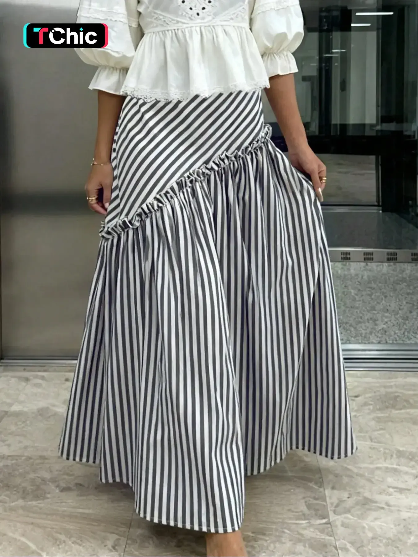 Fashion Casual Loose Oversized A-Line Striped Patchwork Pleated Skirt, A Line Skirts, Casual Fashionable Skirt, Bottoms, Versatile Half-Length Dress, Comfortable and Stylish, Casual Comfy Skirt, Perfect for All Seasons