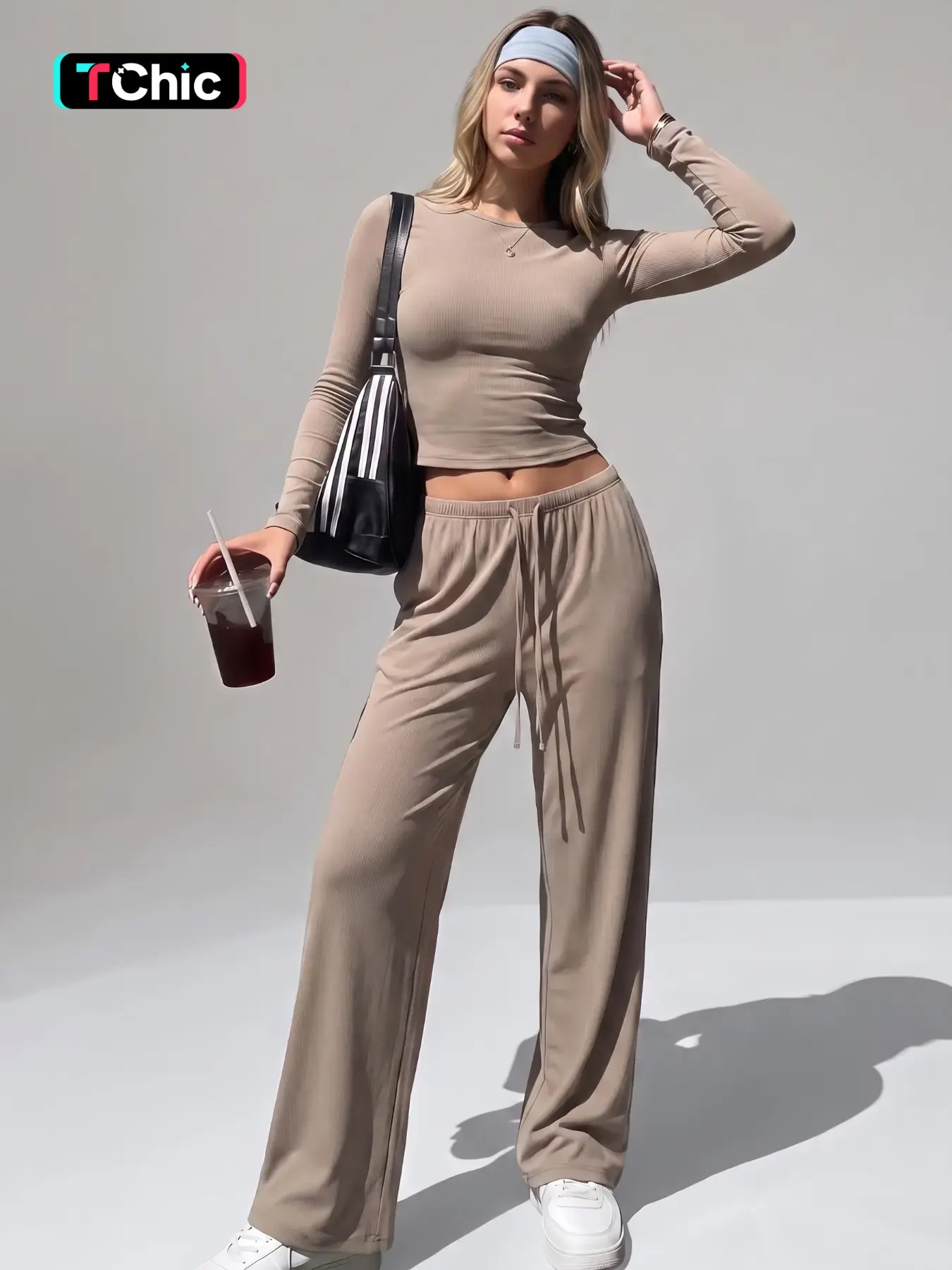 Energetic Sports Set, Comfortable and Durable, Ideal for Fitness Training and Daily Wear, Perfect for Active Lifestyle
