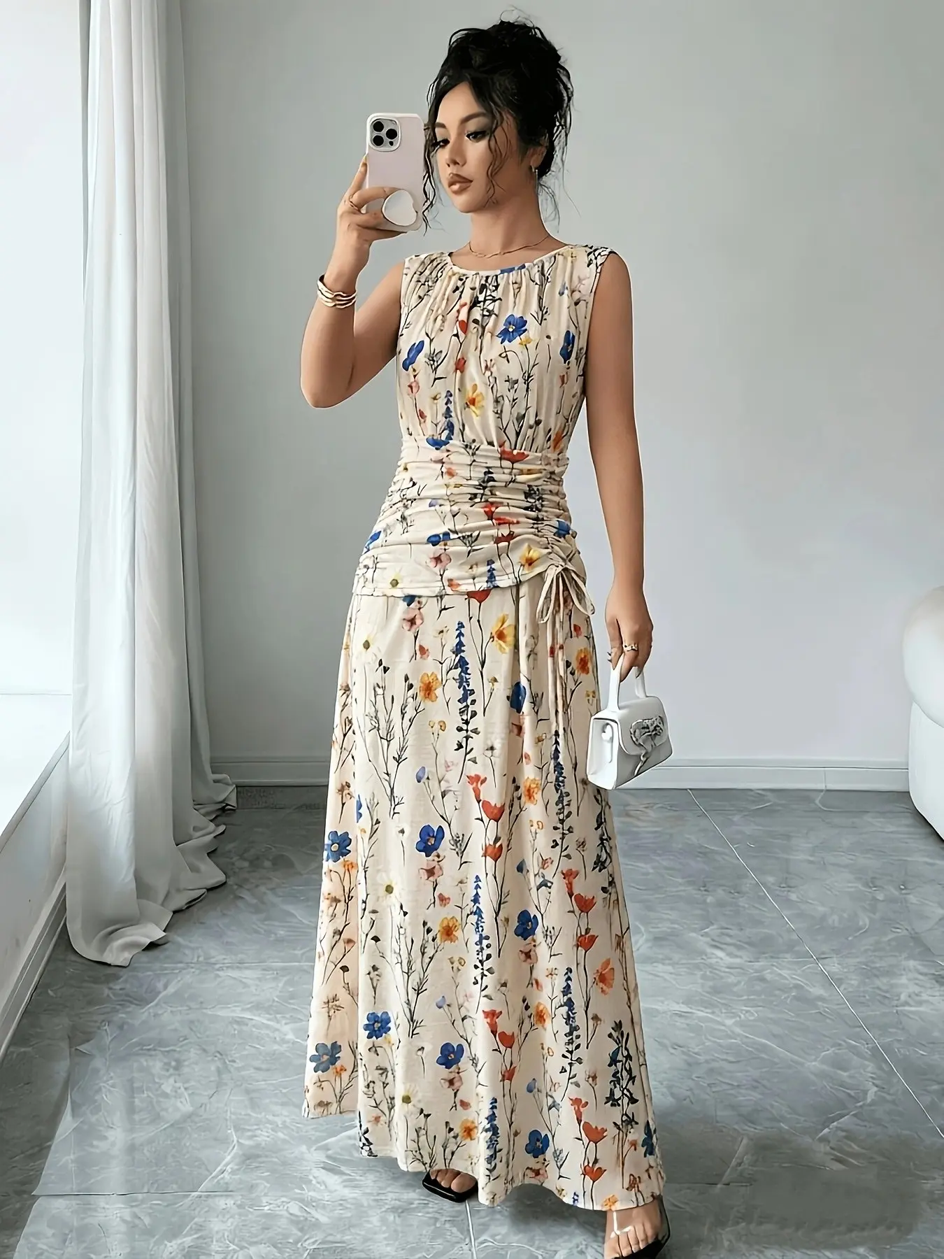 Women's Sleeveless Floral Print Long Dress, Round Neck, Waist Ruched, Side Drawstring, Split Hem, Flowy Long Skirt, Chic Casual Bohemian Elegant