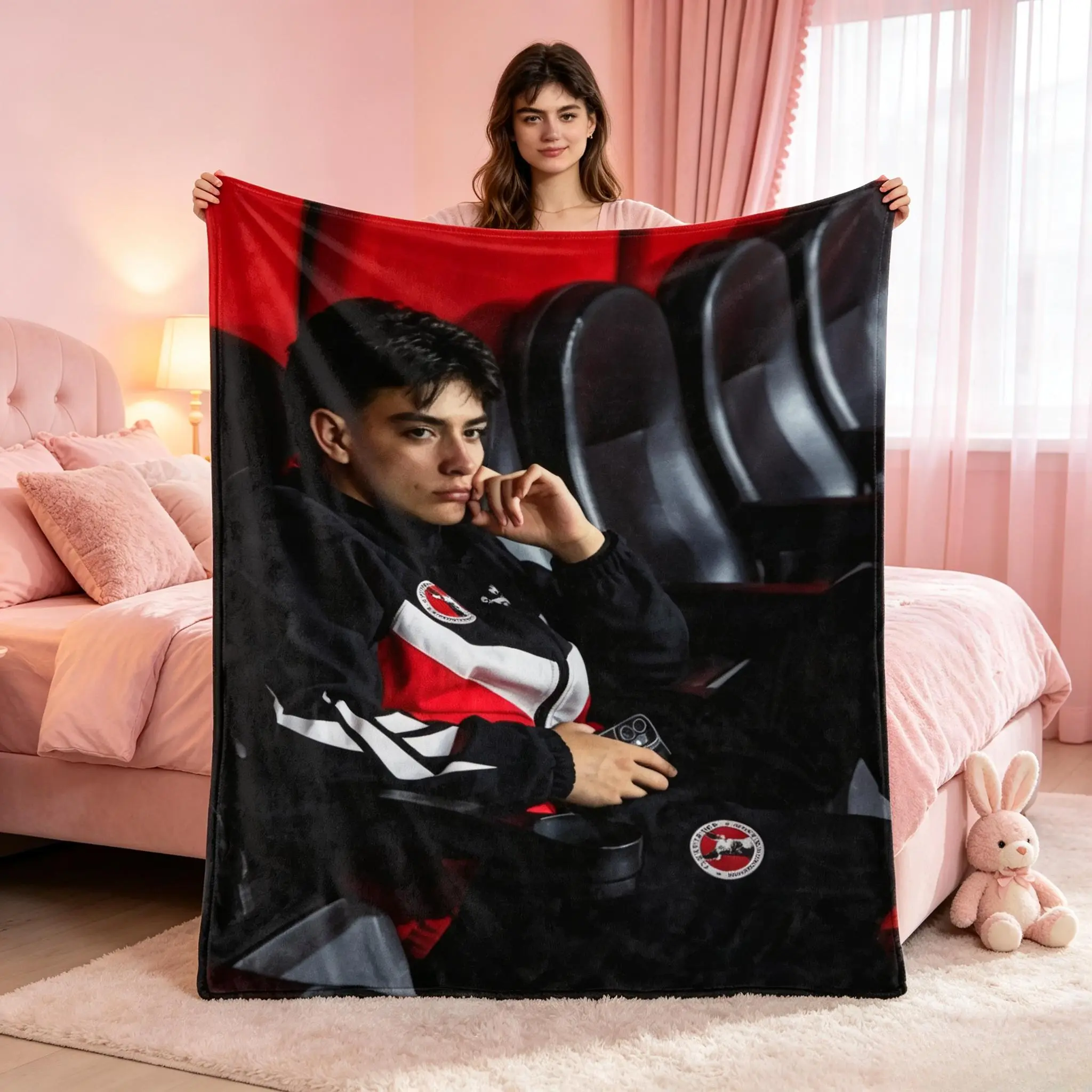 Gilberto Mora Club Tijuana Red Black Soccer Photo Flannel Throw Blanket - Anti-Pilling Classic High-Def Print, Soft Cozy Lightweight, for Sofa Bed, Liga MX Fan Decor Gift for Birthdays, Hispanic Heritage Month