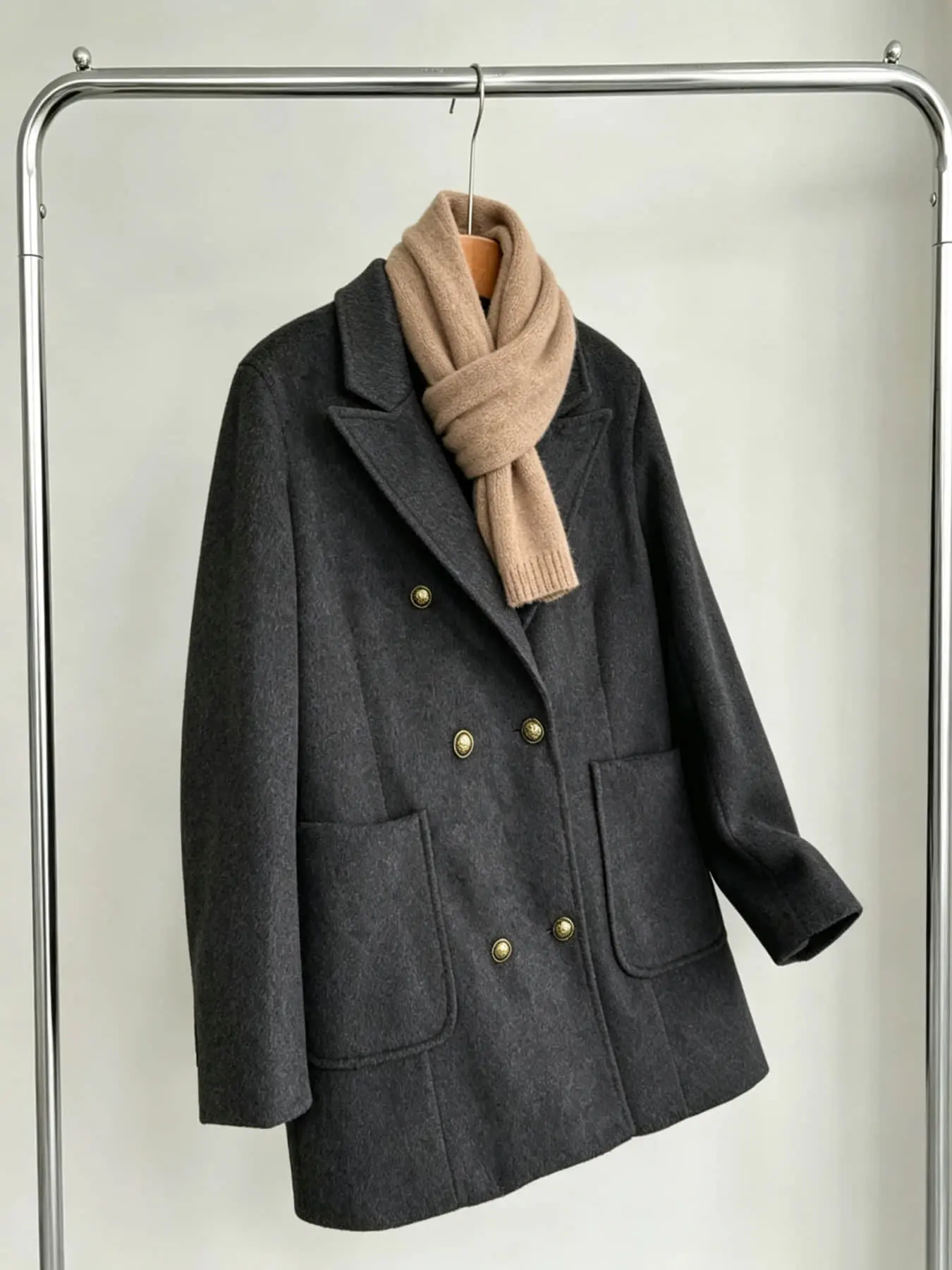 A women's fashionable and high-end French retro style double breasted jacket, paired with long boots, relaxed and casual. Suitable for workplace office, dating and dining, and daily street wear in autumn and winter. Business Style Jacket