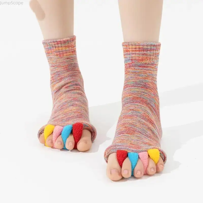 Non‑Slip Five‑Toe Separator Yoga Socks, comfy cotton for women’s pilates & barre workouts.
