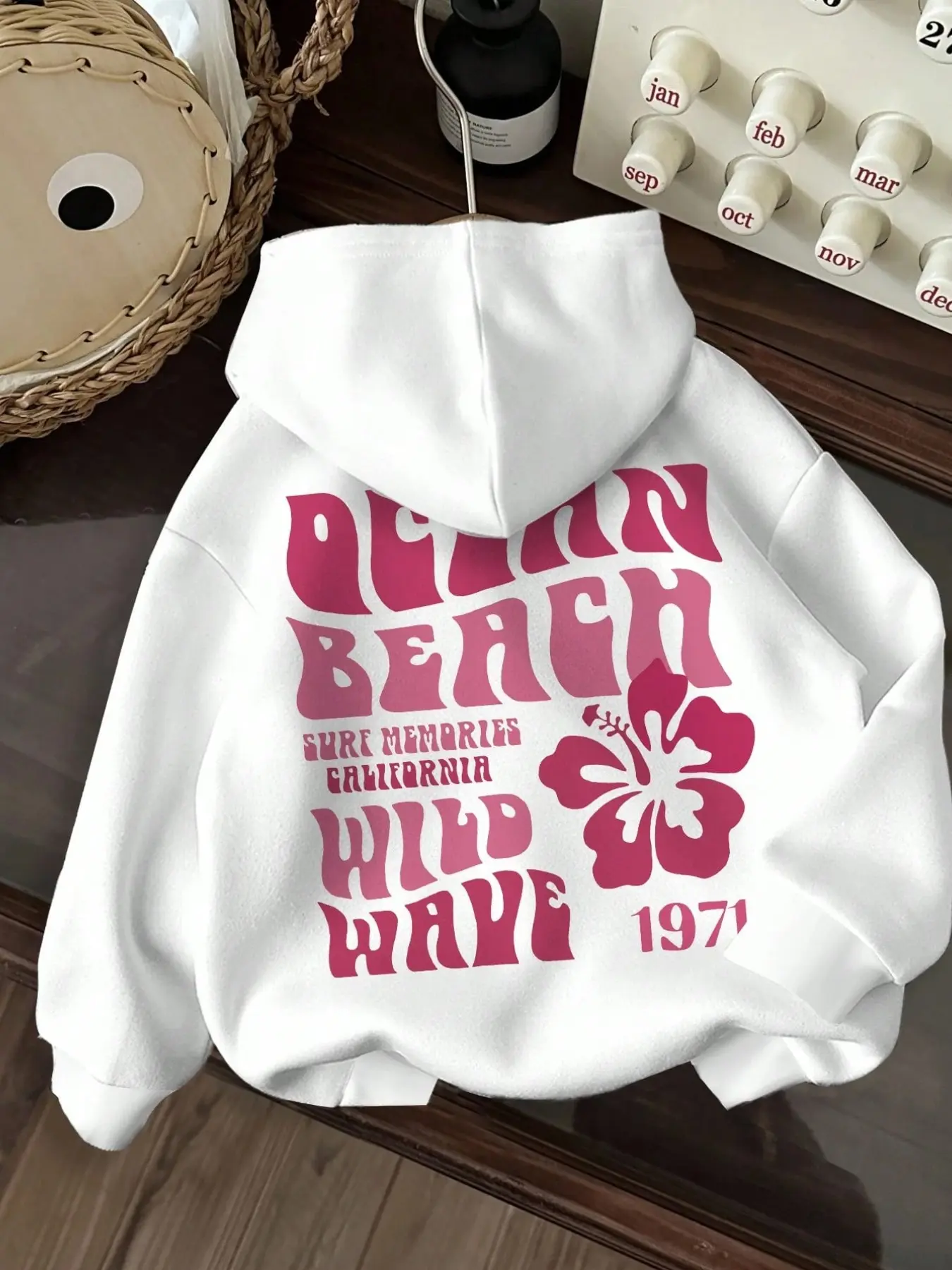 Oversized Hibiscus Beach Graphic Hoodie Men Women, Y2K Vintage California 1971 Print Hoodie, Loose Boxy Casual Top for Surf Campus Concert, Viral TikTok Retro Summer Couple Sweatshirt Multi Colors
