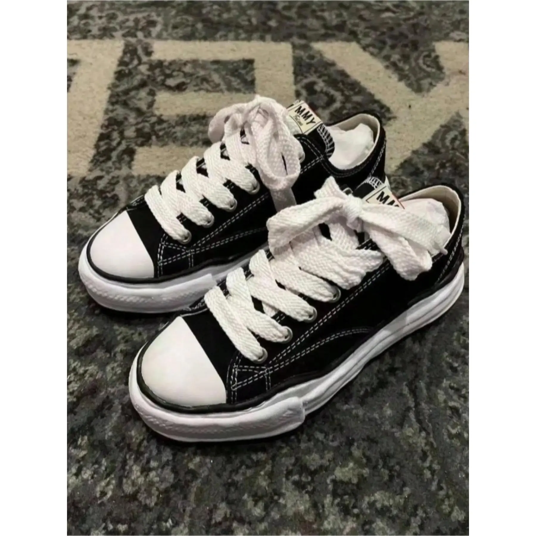 Unisex Low-Top Canvas Shoes, Casual Dissolved Rubber Sole Lightweight Sneakers, Trainers, Walking Shoes, Designer Board Shoes, Sports Shoes for Men & Women