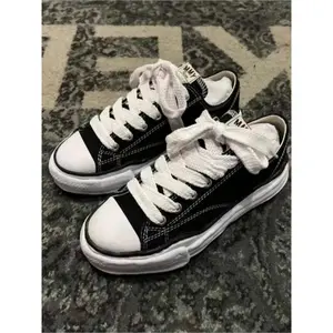 Unisex Low-Top Canvas Shoes, Casual Dissolved Rubber Sole Lightweight Sneakers, Trainers, Walking Shoes, Designer Board Shoes, Sports Shoes for Men & Women