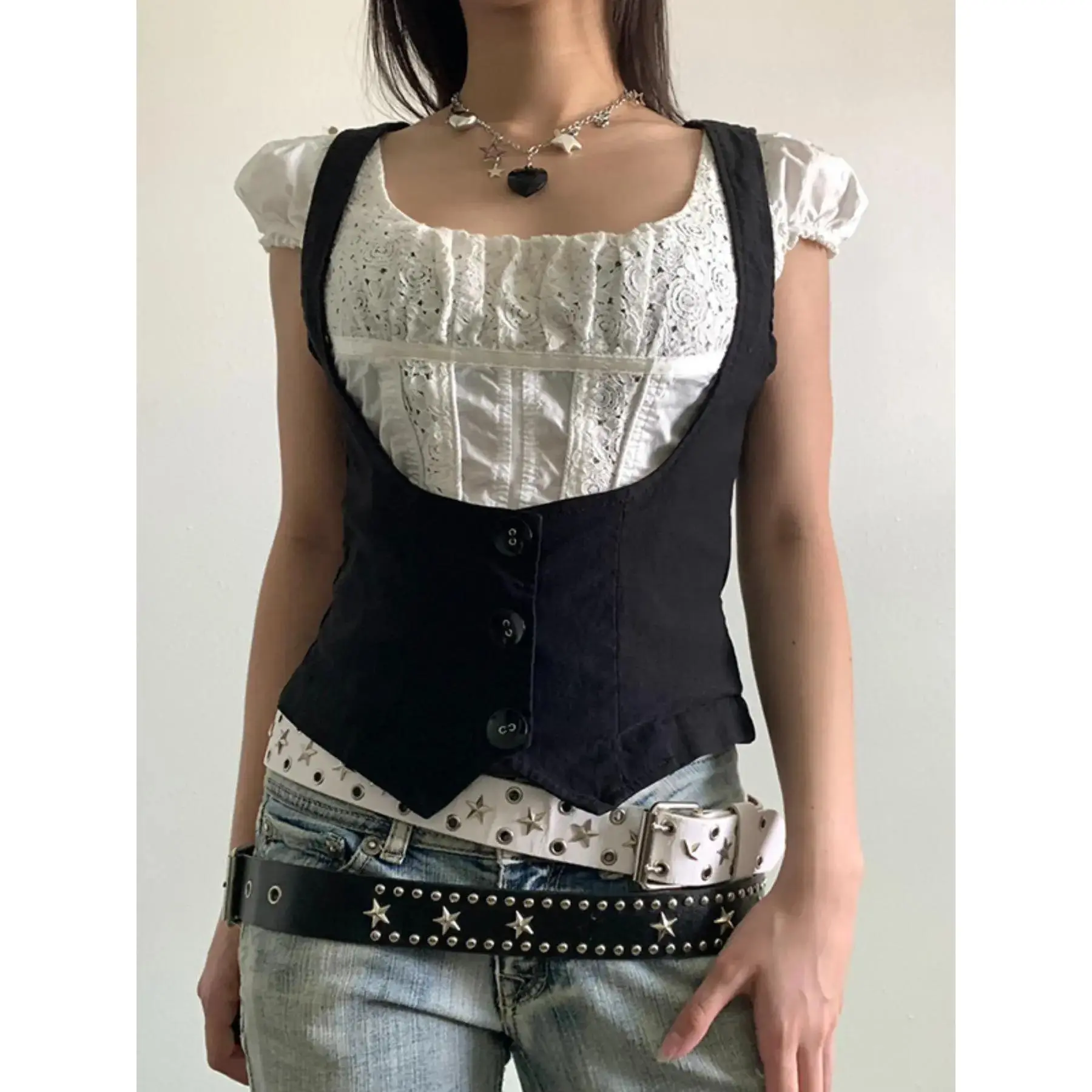 Women's Vintage Button Front Crop Jersey Soft Vest Top, Punk Retro Sleeveless Top for Daily Outdoor Wear, Femboy Sissy Goth Outfit, Chic Casual Women's Tops for Summer Spring Fall Y2k Womenswear, Medium