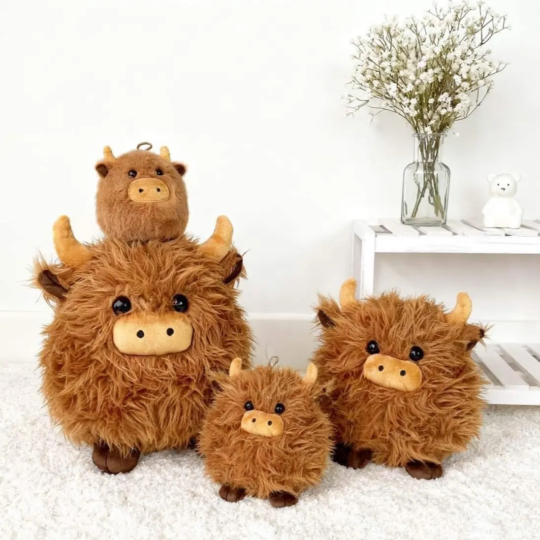 New Highland Cow Plush Toy, Scottish Highlander Long Hair Stuffed Animal, Decorative Ornament, Soft and Cozy Plaything