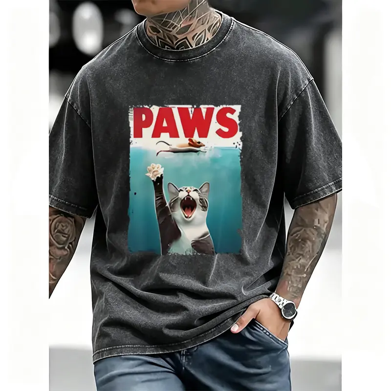 Men's Shortsleeve T-shirt with Humorous Retro Cat and Mouse Graphic, Cotton Paw Print Casual Tops for All Seasons, Menswear, Crew Neck, Humor Print, Medium Length