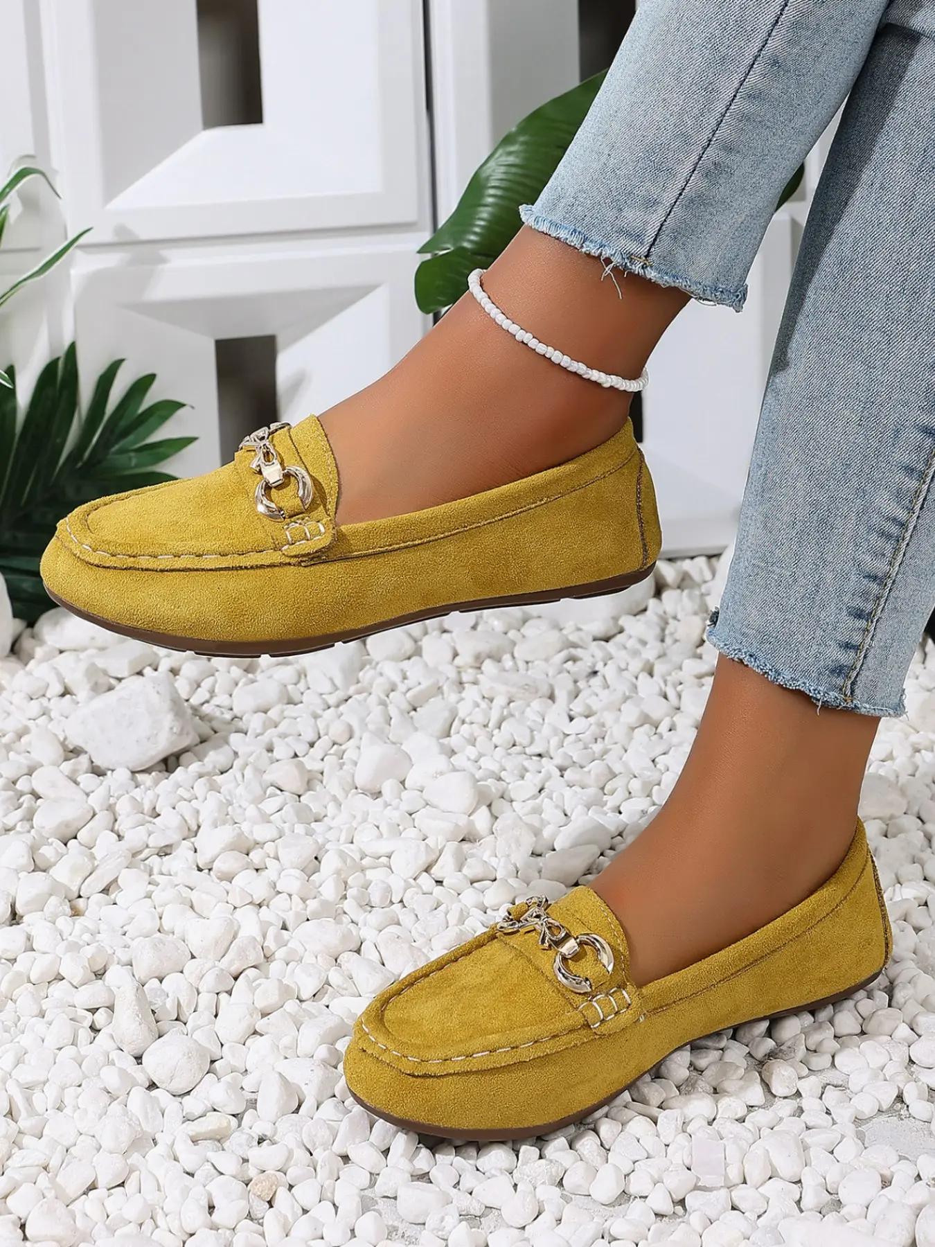 Women's Velvet Flat Shoes, Metal Buckle Decor, Round Toe, Soft Sole, Comfortable Daily Wear, Commute, Driving Shoes for Women