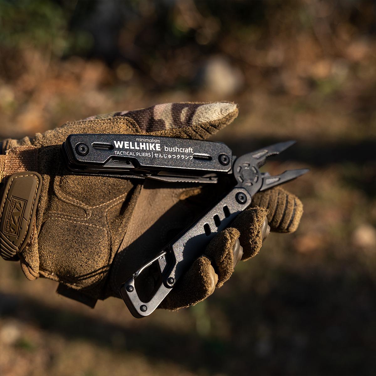 Tactical tool pliers Multifunctional tactical pliers Outdoor camping Vehicle pliers Screwdriver BC style EDC pliers