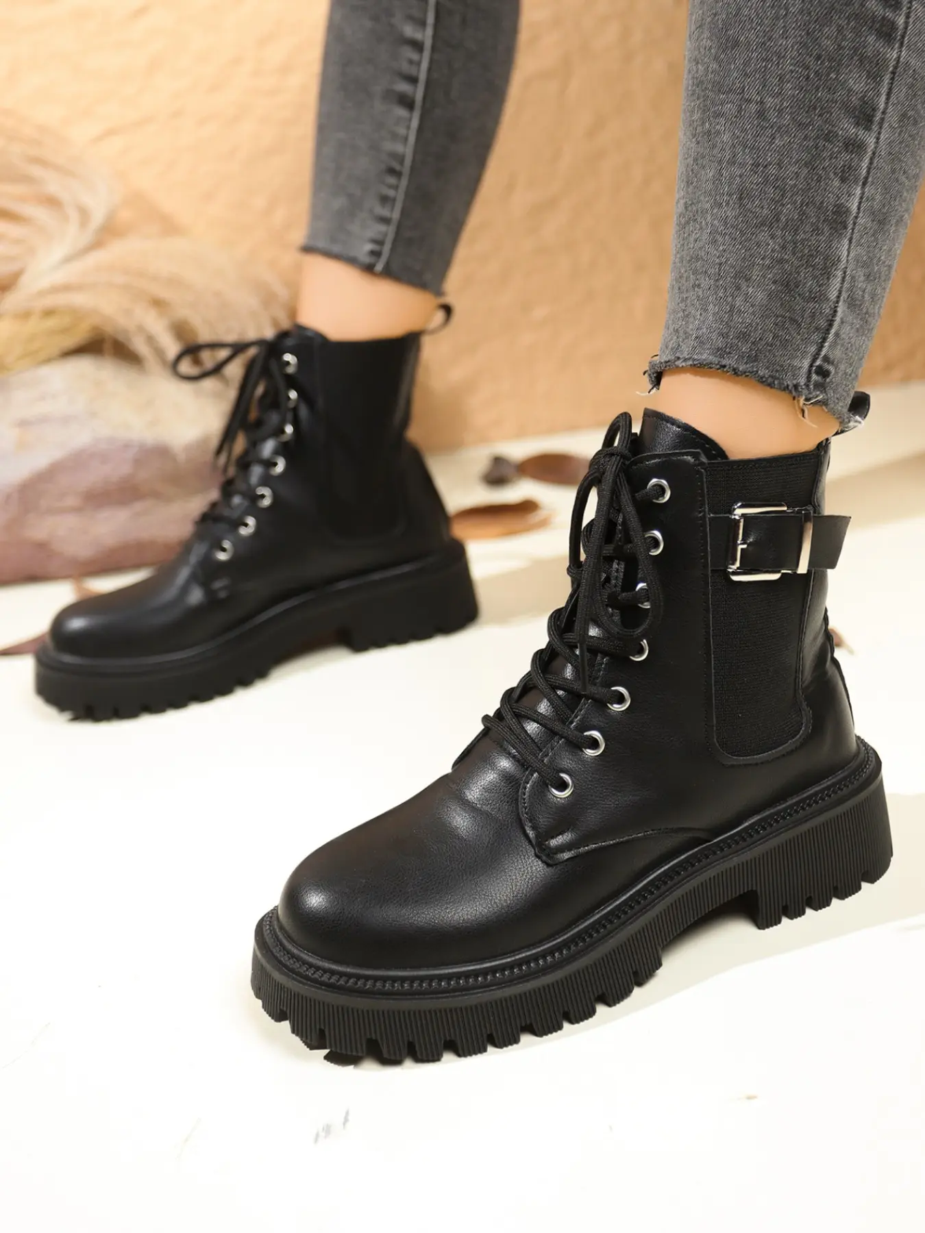 Women's Cute Shoes, Gothic Lolita Thick Sole Boots, Bow Short Boots, Sweet Role Play Shoes, Fashionable Footwear for Fall & Winter