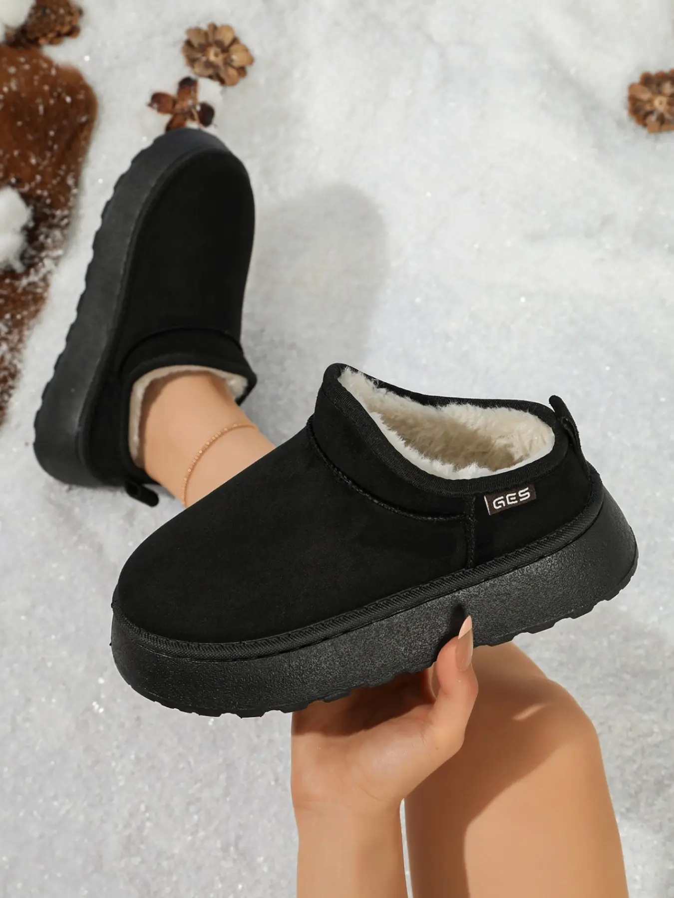Women's Thick Sole Platform Snow Boots for Winter with Sheepskin Lining, Waterproof Suede Upper, Anti-Slip Bottom, Indoor and Outdoor Warm Shoes