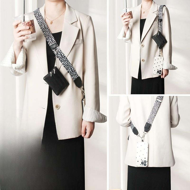 Sexy leopard print mobile phone crossbody strap, phone sling, phone charms, multi-functional and adjustable, can be used for mobile phone decoration, backpack decoration, backpack decoration with wallet, suitable for gifts to give to your girlfriend