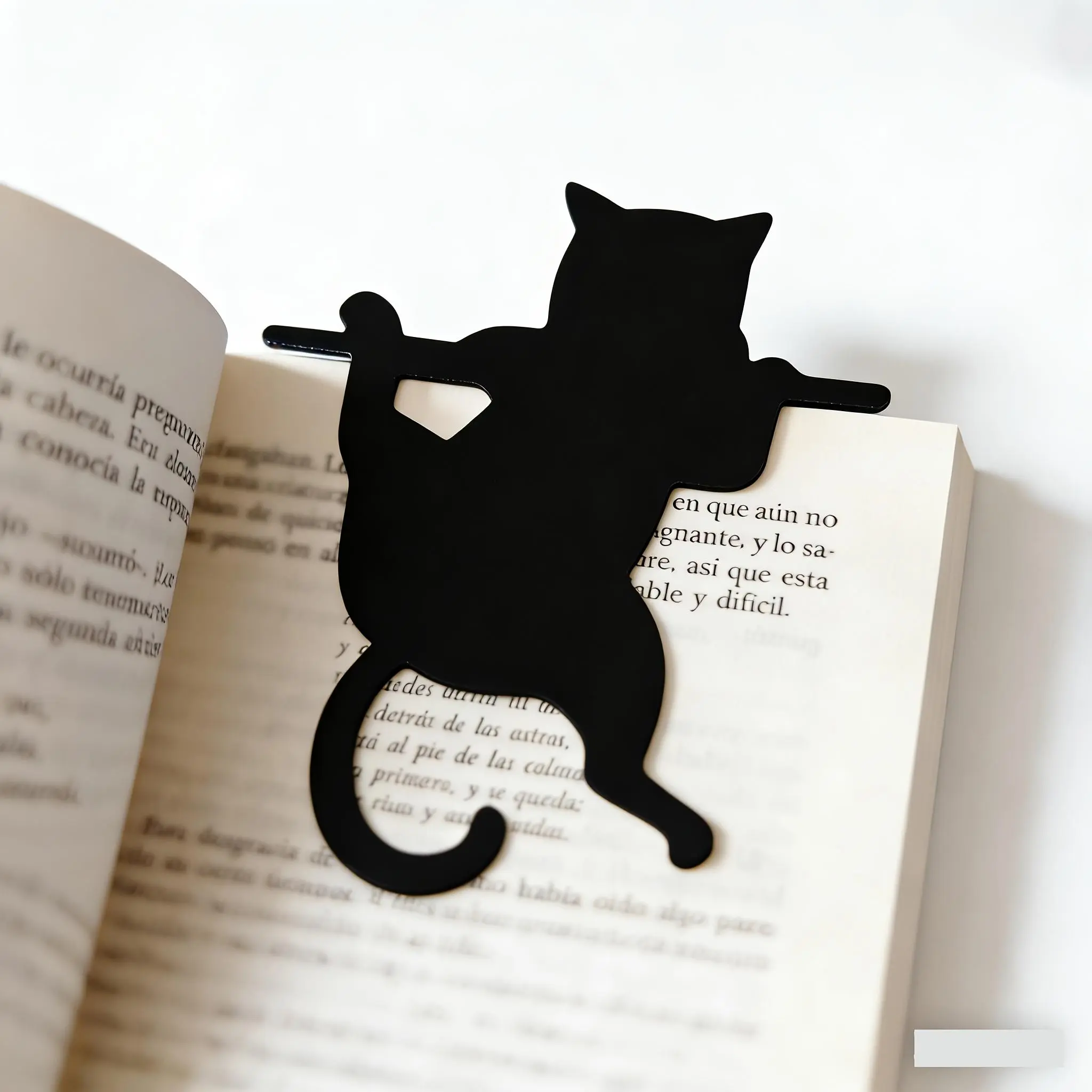 3PC Cute Black Cat Silhouette Bookmark, Cartoon Metal Page Marker Reading Bookmarks for Book Lovers & Students, Novelty Animal Stationery Gift for Teachers Kids School Classroom