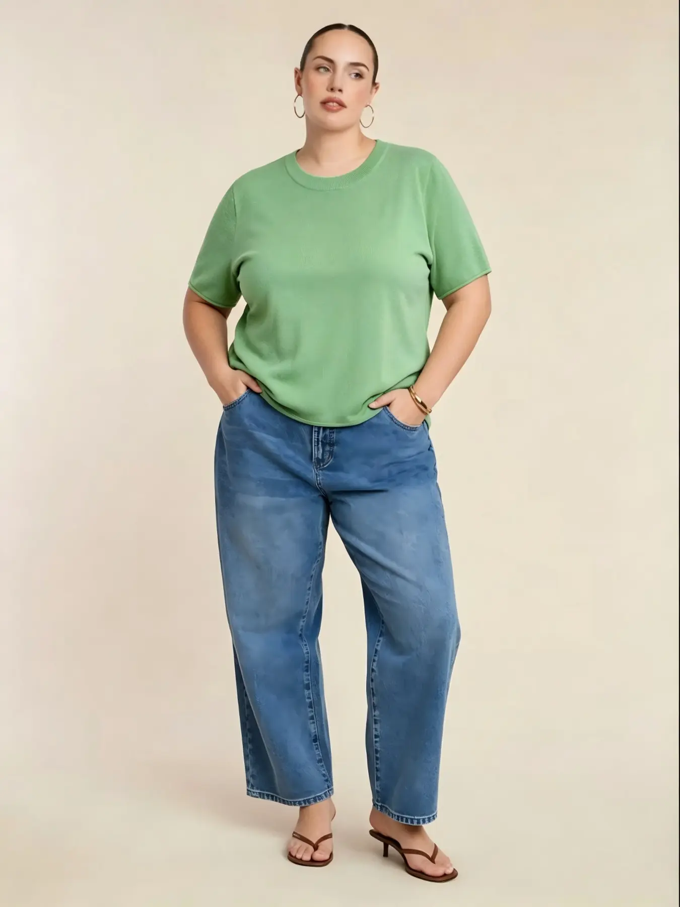 Plus Size Women's Lightweight Knitted Round Neck Casual Comfy Top, Loose Fit Knit Short Sleeve Shirt, Summer 2026 Fashion for Plus Size Ladies