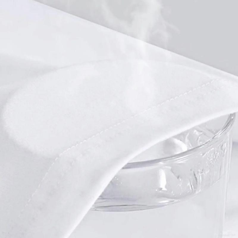 The 1990s' "Sandfield Legend" continued to be popular among women through retro baseball T-shirts and team jerseys