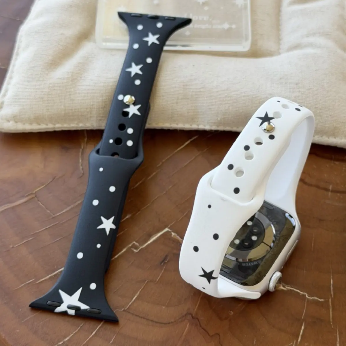 Adjustable Durable Silicone Bag Wrist Strap, Black and White Star Print, Slim Waist Design, Luggage & Bag Accessories