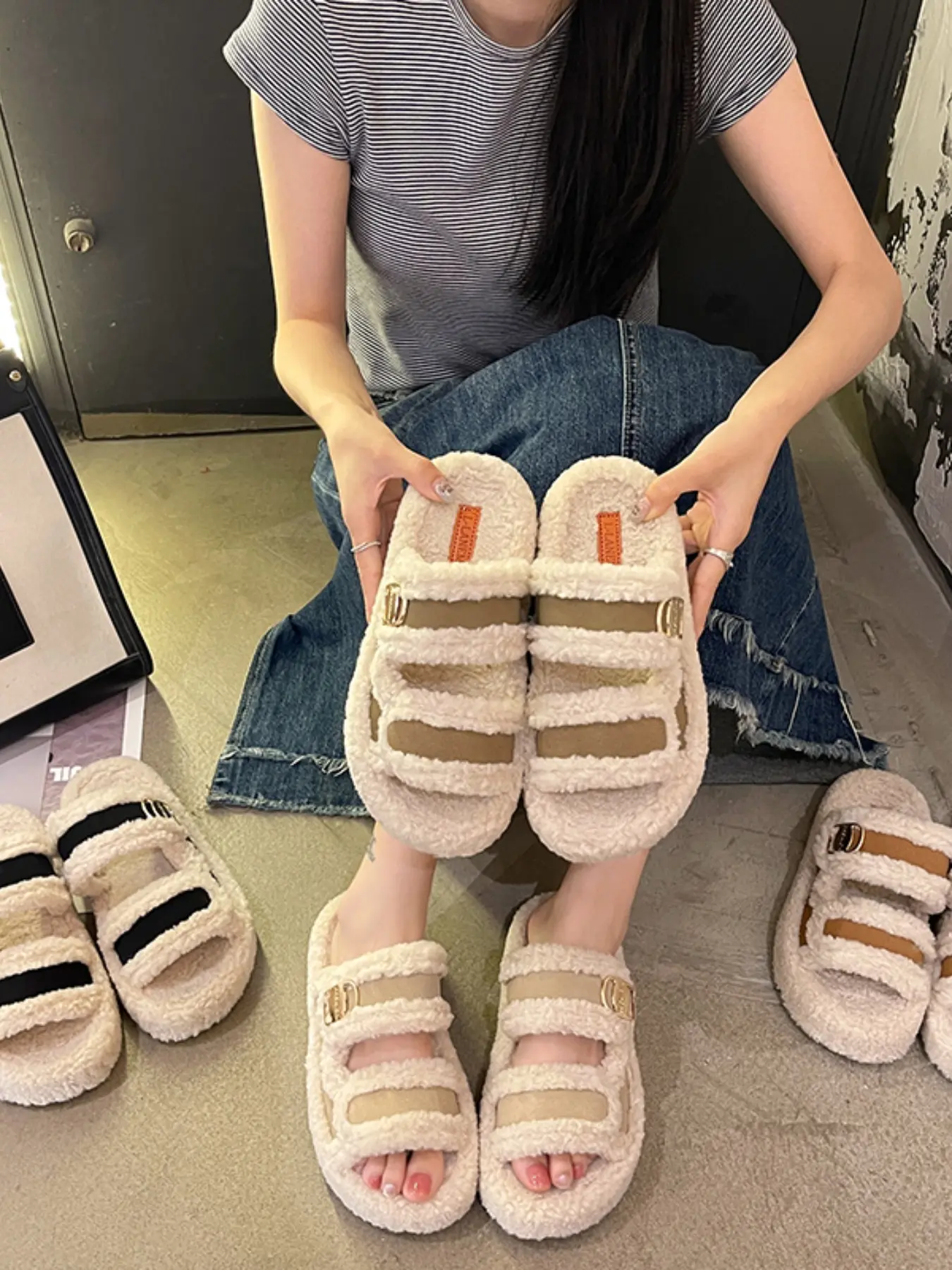 Women's Plush Slippers, Thick Sole Dual Buckle Sheepskin Footwear, Casual Home & Outdoor Shoes, Multiple Colors Available, Limited Time Offer