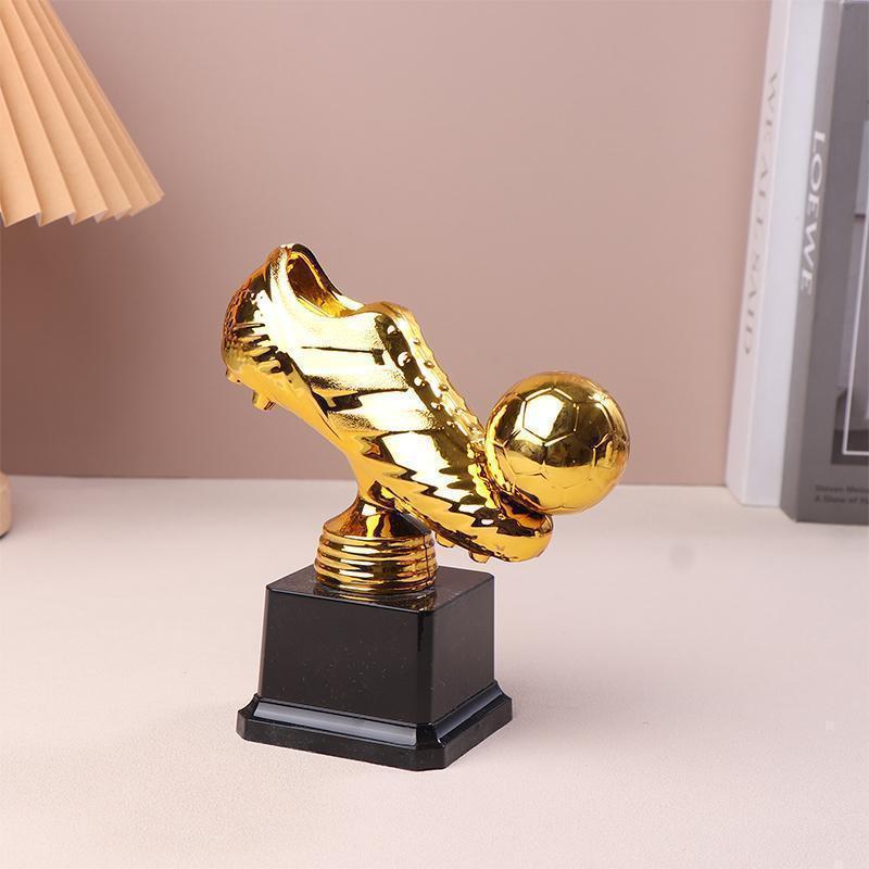 Miniature Figures European Golden Shoe Football Soccer Award Trophy Best Shooter Shoe Boot Fans Souvenir Cup Gift Crafts