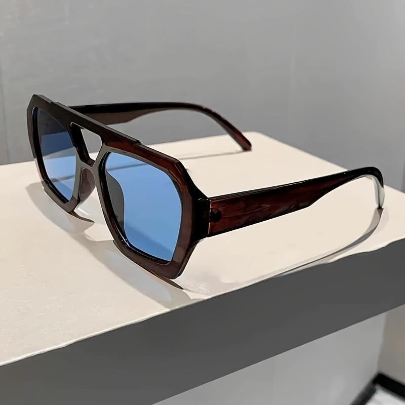 3-Pack Large Rectangular Fashion Eyewear with Gradient Green-to-Blue Lenses, Sturdy Metal Hinges, Suitable for Casual & Formal Attire, Trendy Accessory with Elegant Design and High-Quality Craftsmanship