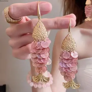 Vintage Royal Style Pink Shell Fish Jewelry Set, Delicate Clavicle Necklace & Unique Matching Drop Earrings, Cute Ocean Themed Accessories, Lightweight Trendy Necklaces Perfect For Summer Beach Vacations, Seaside Shoots And Daily Holiday Outfit Styling