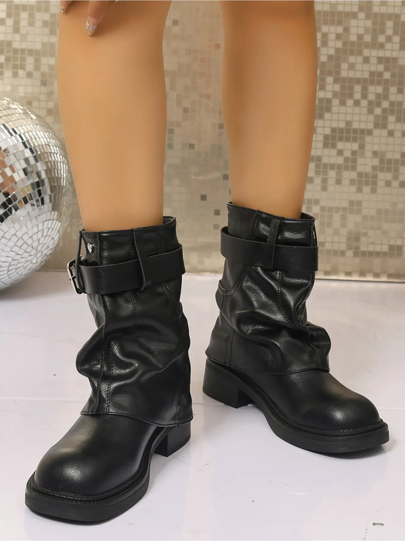 American Street Style Ruched Motorcycle Short Boots for Women, Metal Square Buckle, Thick Heel, Round Toe, Anti-Slip, Vintage, Pair with Jeans