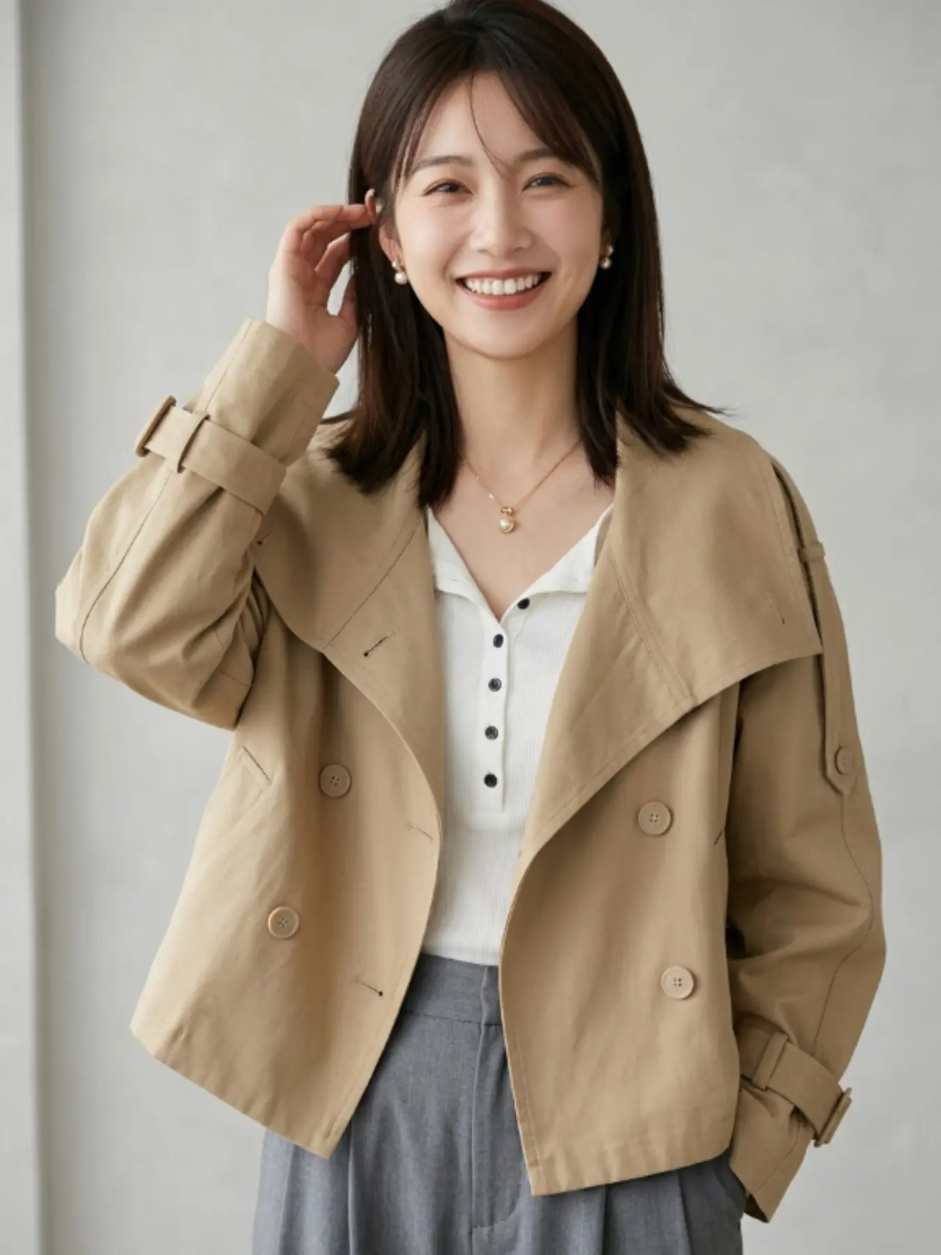 Stand Collar Short Coat for Women, Spring & Fall, Loose-Fitting, Solid Pattern, British Style, Twin Button Design, Petite Friendly