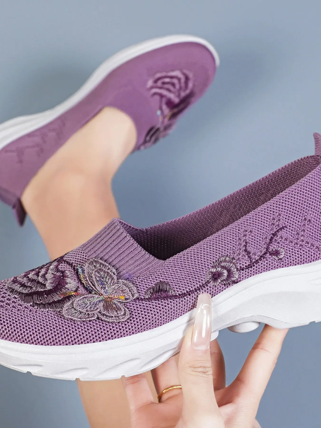 Women's Floral Embroidered Hollow Out Slip-On Wedge Shoes, Round Toe Low Heel, Comfortable Casual Footwear for Spring Summer