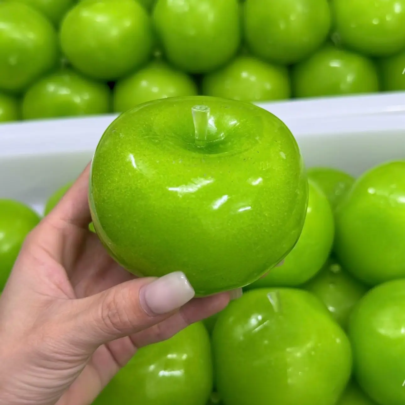 Chiboki Green Apple-Shaped Squishy Toy, Stretchy Sensory Squeeze Fidget, Fun Desk Toy & Gift