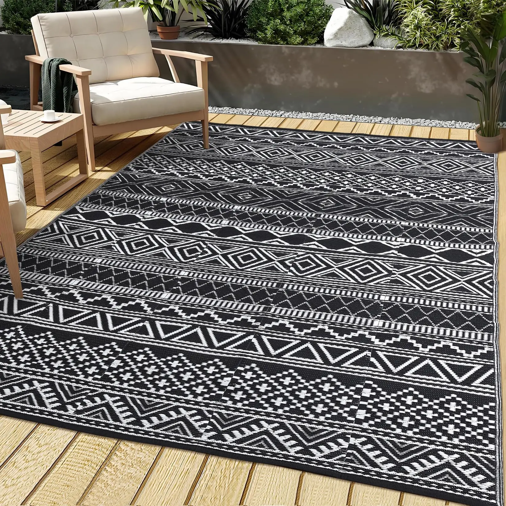 【GARVEE】Waterproof Outdoor Rug 10x14 – Reversible Plastic Straw Patio Camping Rug – Indoor Outdoor RV Mat Carpet for Deck, Camper, Porch, Balcony, Backyard, Picnic – Black & White