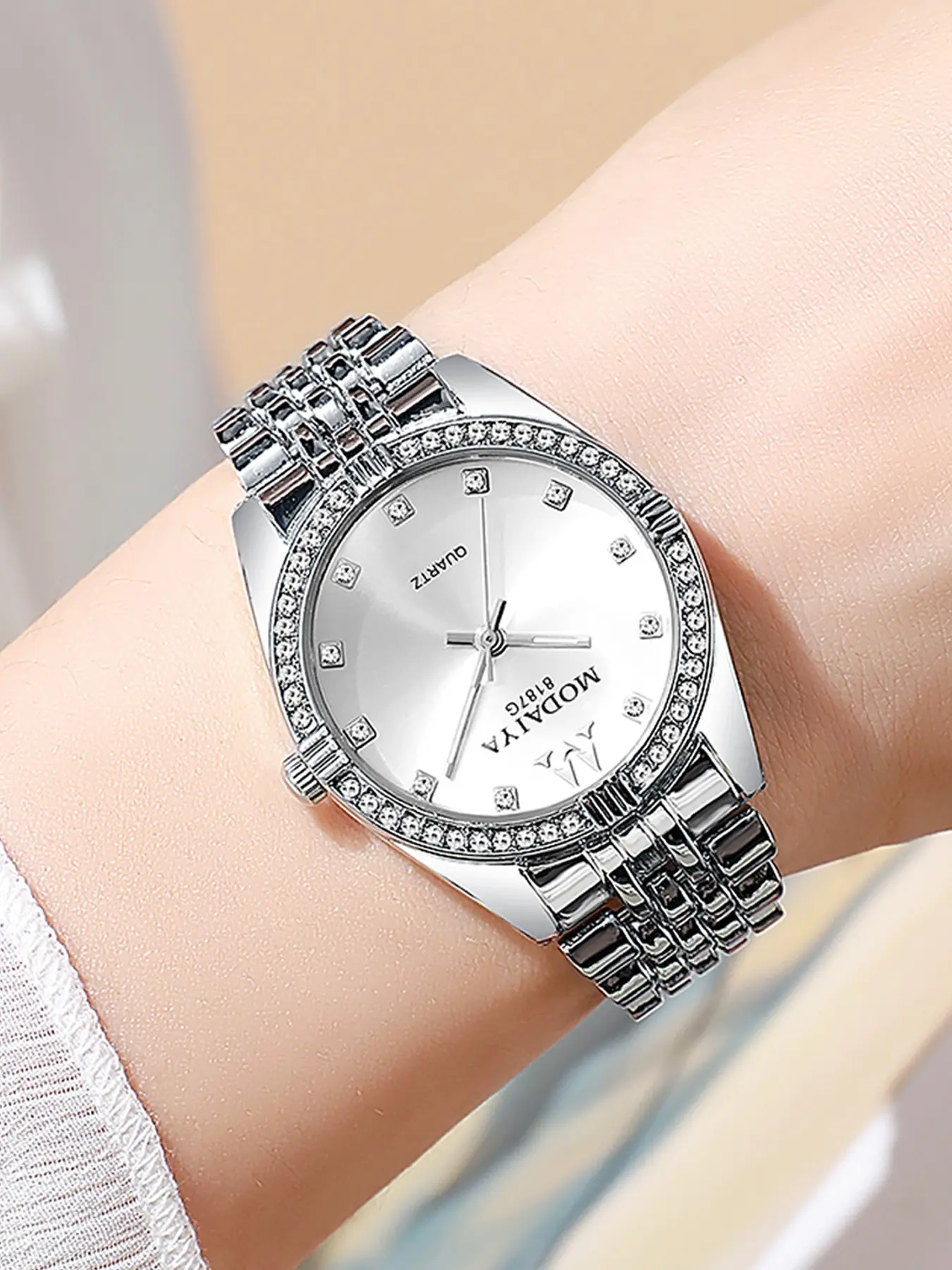 Teen Girls' Diamond-Embedded Stainless Steel Quartz Watch, Elegant Silver Color Analog Face, Diamond Encrusted Dial, All Seasons Accessory, No Gift Box